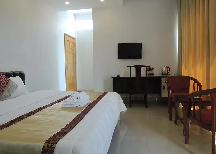 Huong Bien Hotel 2*